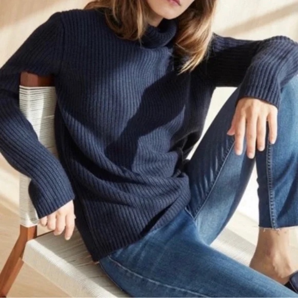 Jenni Kayne Cashmere Turtleneck Sweater NWT - color Navy - size M / Medium